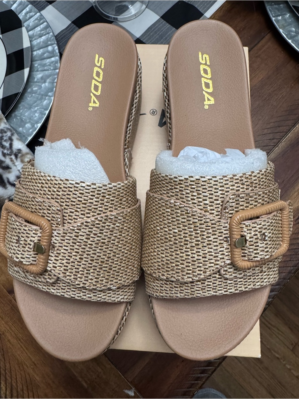 SODA Women's Tan Woven Slide Sandals with Buckle NWT 7